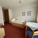 Ger-haus Hostal