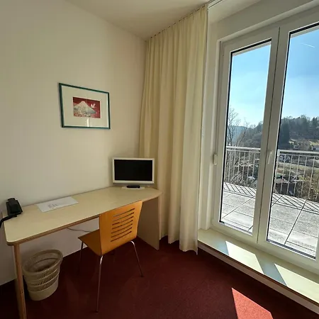 Ger-haus Guest house *