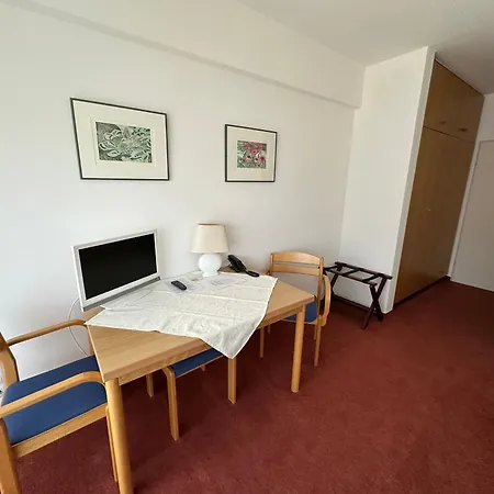 Ger-haus Guest house *