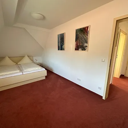 Hostel Ger-haus
