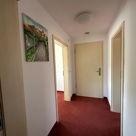 Ger-haus Hostel *