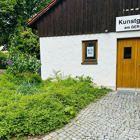 Ger-haus Hostel *